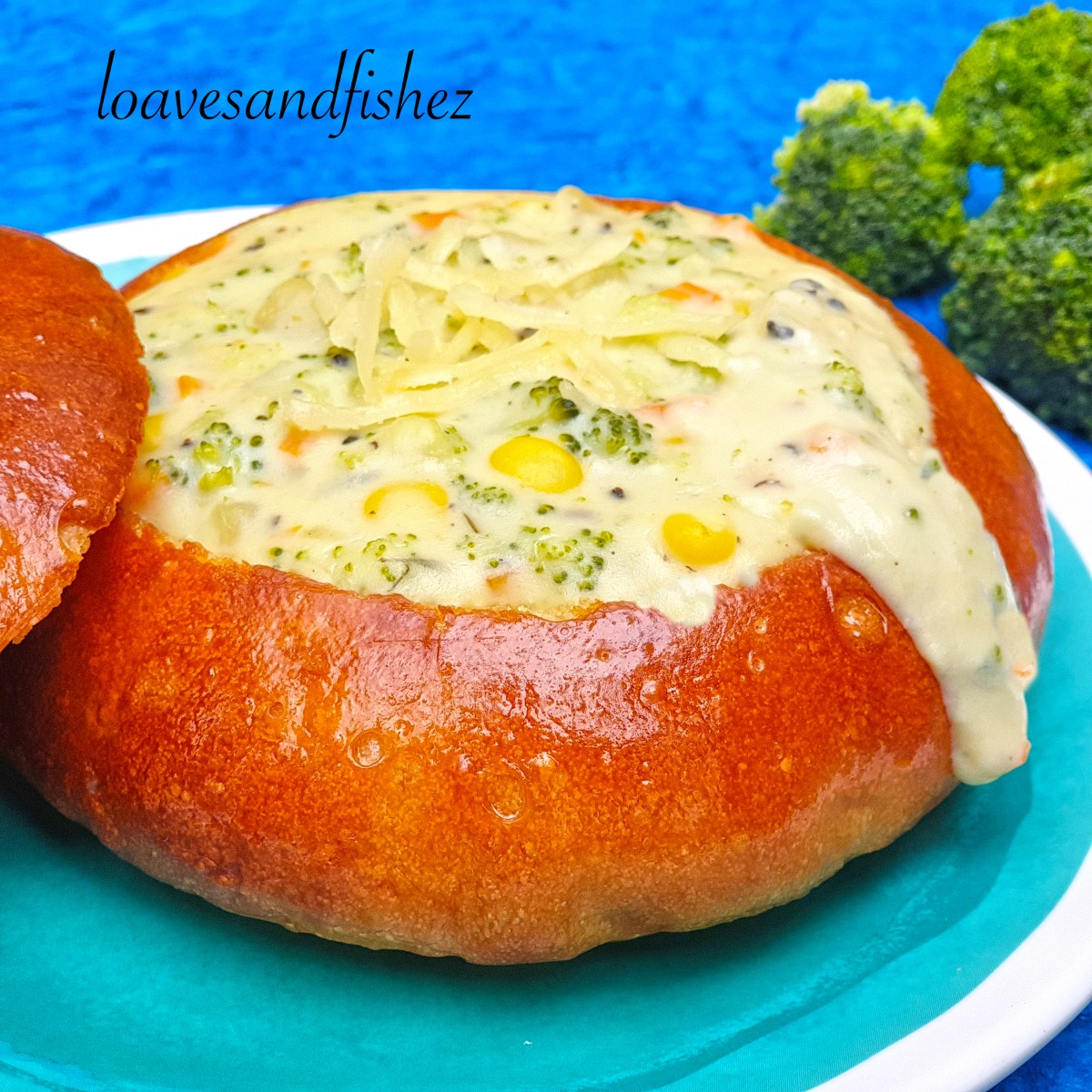 Broccoli-Cheddar Bread Bowl